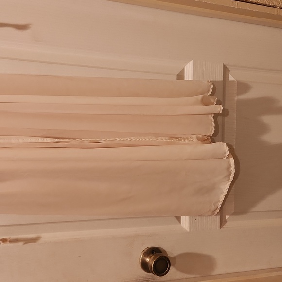 Sheer Robe - Picture 4 of 5